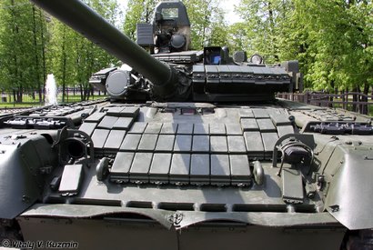Динамическая защита «Контакт-1», установленная на танке Т-80БВ образца 1985 года