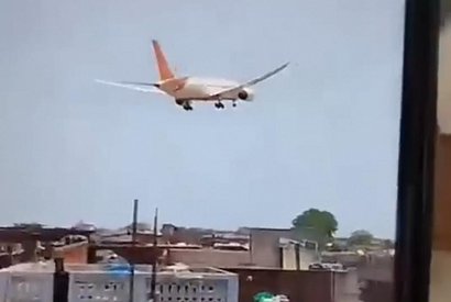 Момент крушения Boeing 787 Dreamliner