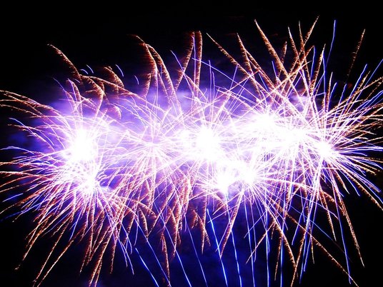 Новогодние фейерверки