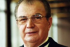 Иллюзионист Эмиль Кио