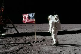 Высадка на Луну