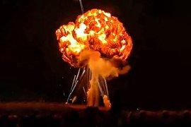 Фейерверки в виде ядерного взрыва стали популярны в Китае