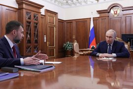 Глава ДНР Денис Пушилин и президент России Владимир Путин