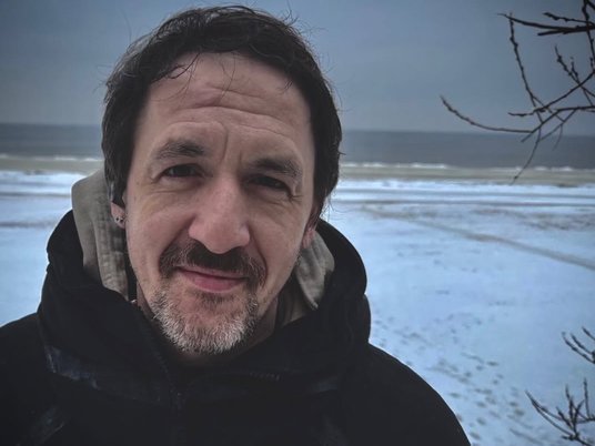 Артур Смольянинов