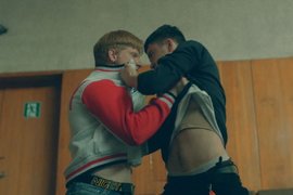 Кадр из сериала «Трудные подростки»