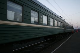 Пассажирский поезд на станции