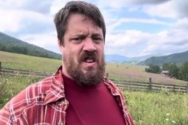 Фермер Джастас Уолкер